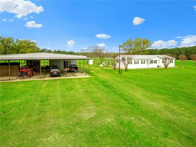 $750,000 | 24508 Gliderport Road, Loranger, LA 70446