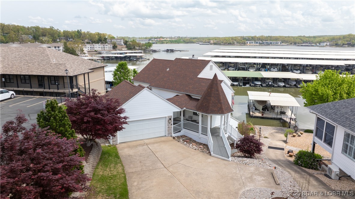 740 Malibu Road Osage Beach, MO 65065 - Photo 42 of 42 Easy maintenance landscaping around home