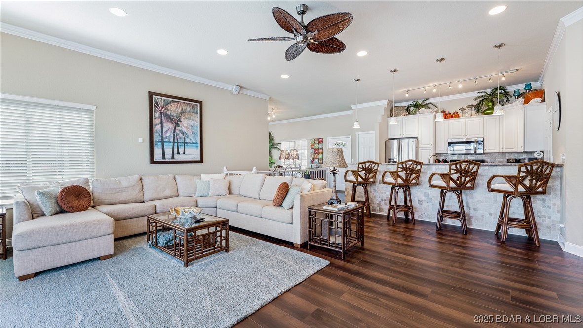 740 Malibu Road Osage Beach, MO 65065 - Photo 9 of 42