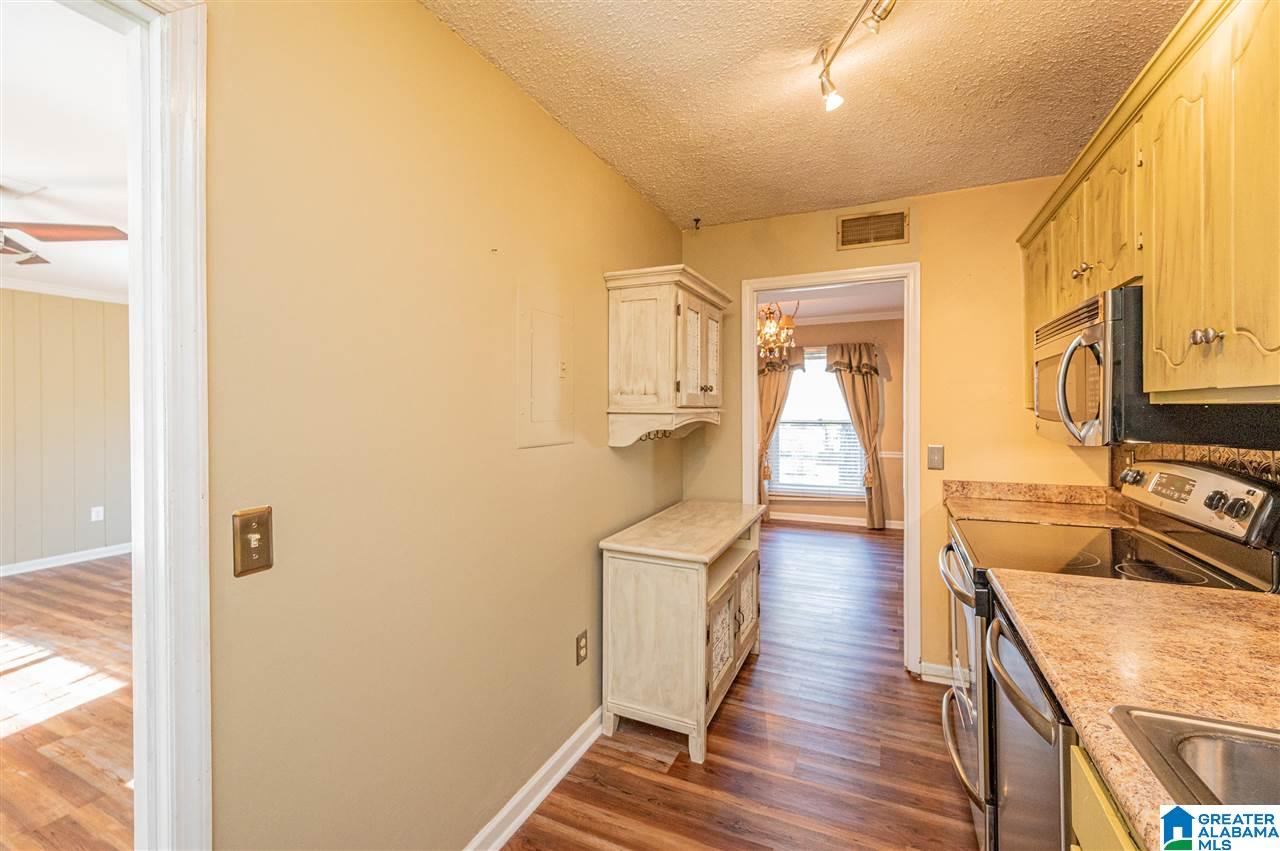 304 Old Rocky Ridge Lane Birmingham, AL 35216 - Photo 12 of 32
