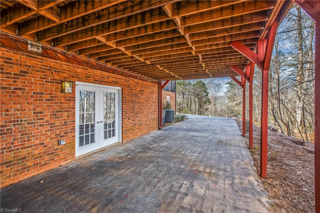 6201 Maurice Circle Rural Hall, NC 27045 - Photo 43 of 50 Patio