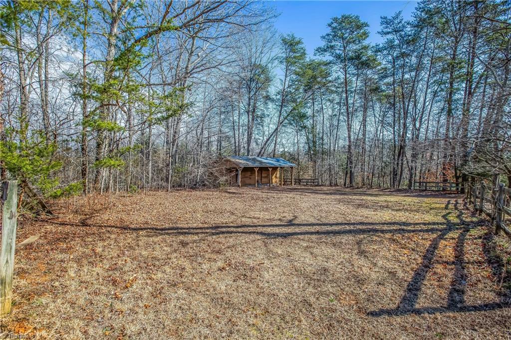 6201 Maurice Circle Rural Hall, NC 27045 - Photo 46 of 50 Large Side yard