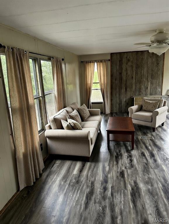 207 North Porter Avenue Conway, MO 65632 - Photo 3 of 7