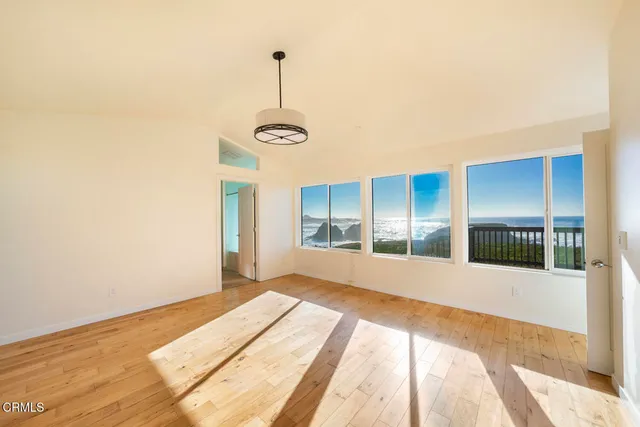 a view of lot of windows