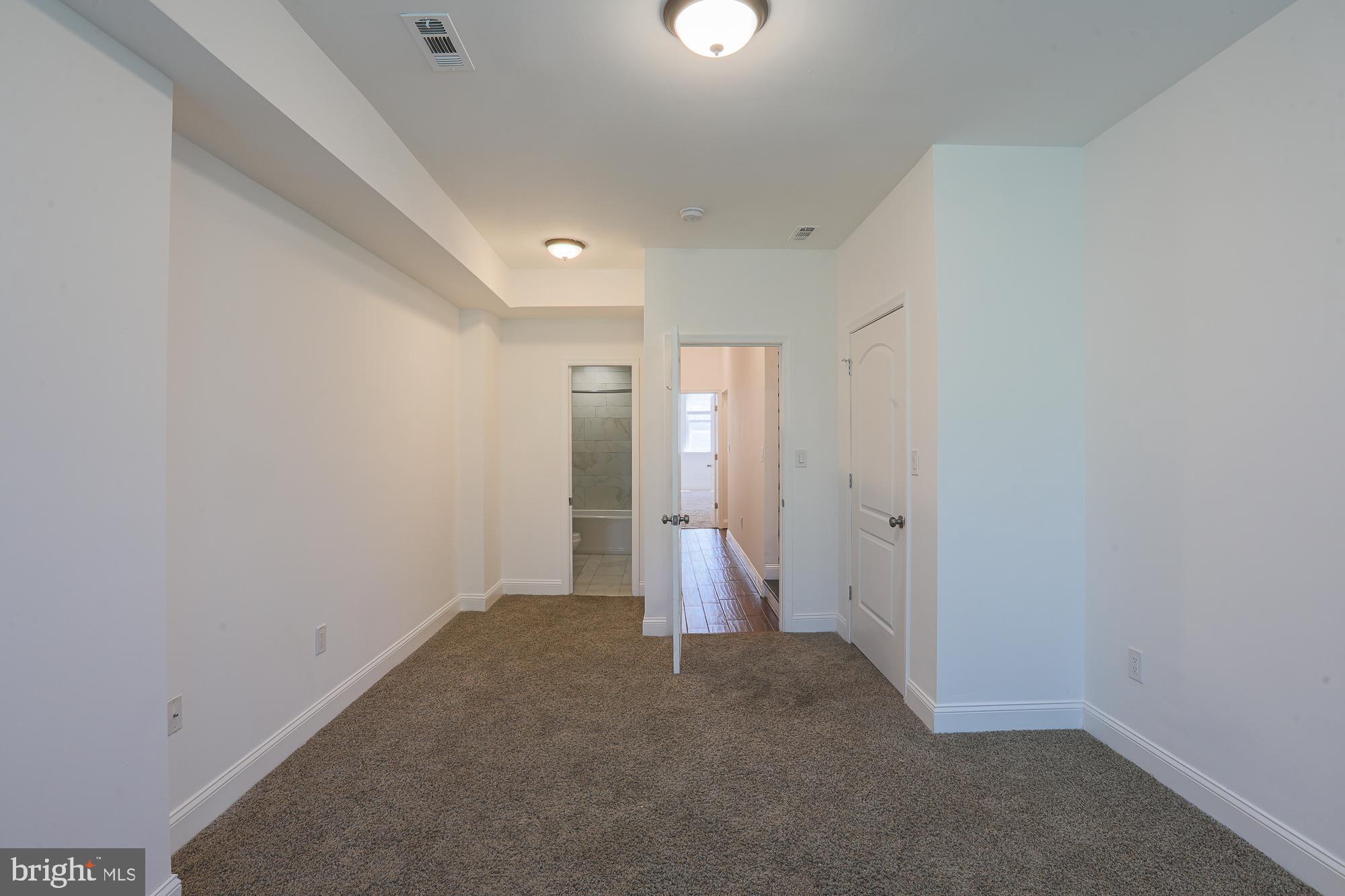 1033 Riverside Avenue Baltimore, MD 21230 - Photo 37 of 60 Gallery Image 37