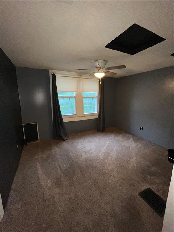 123 Highway 68 Rochester, PA 15074 - Photo 30 of 36 an empty room with windows