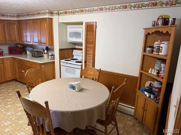 $135,000 | 702 Belle Avenue, Pinckneyville, IL 62274