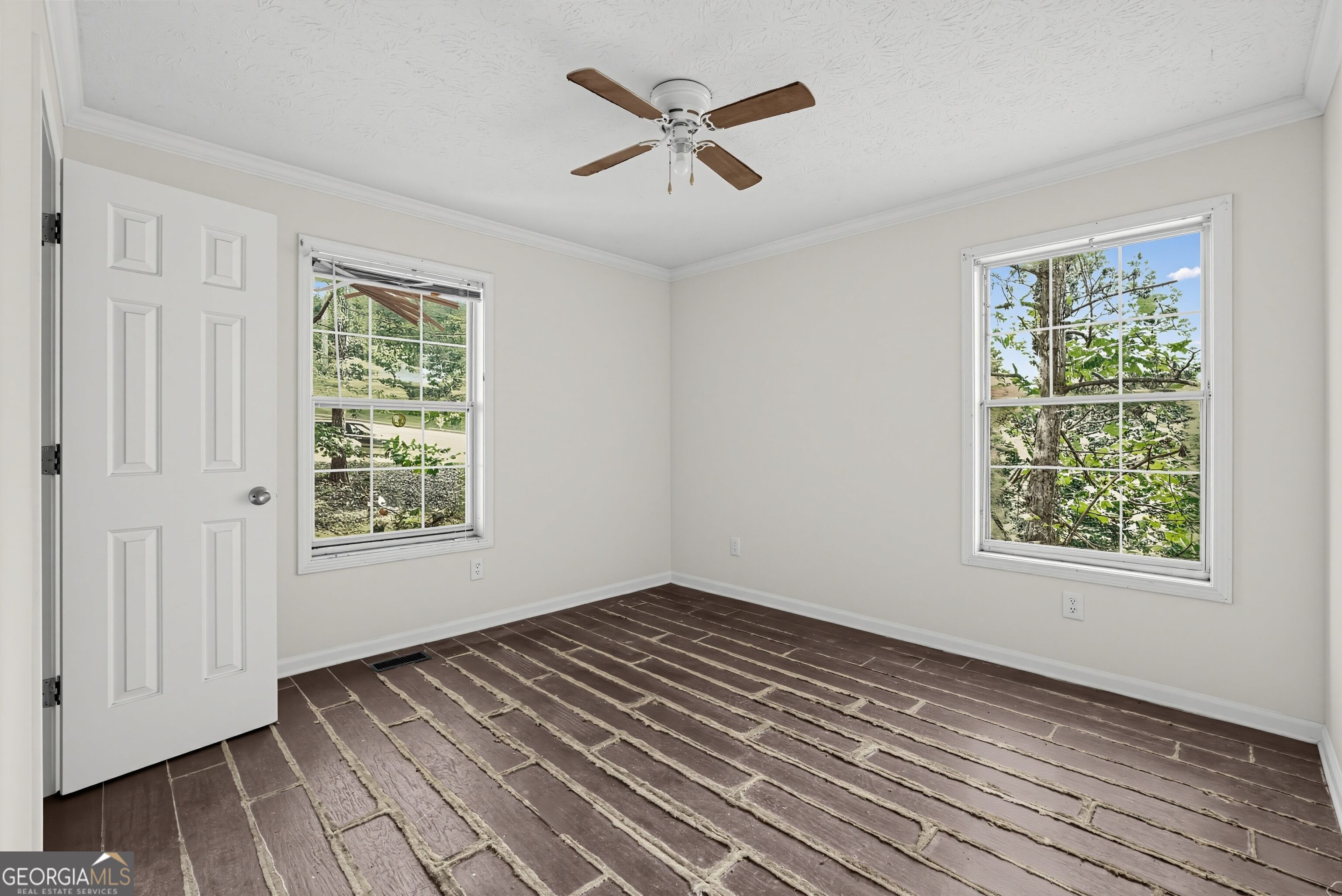 7694 Rockbridge Road Southwest Stone Mountain, GA 30087 - Photo 9 of 12 Gallery Image 9