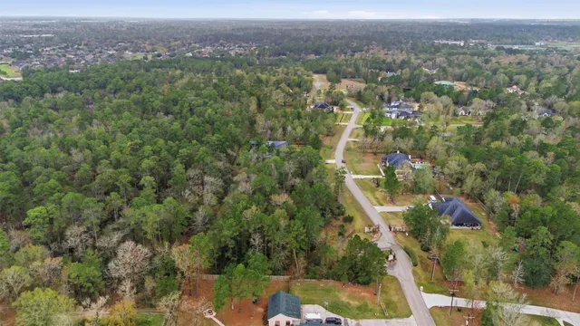 $220,000 | 12033 Oak Forest Lane, Conroe, TX 77385