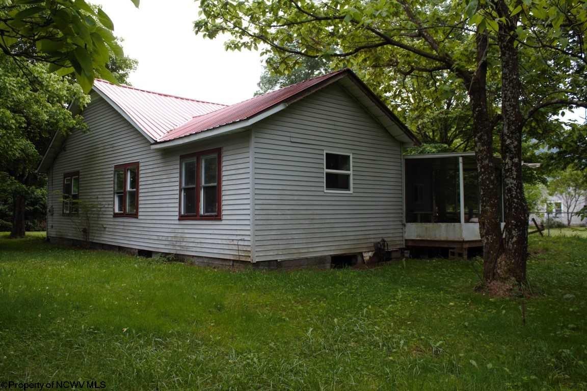 597 Co Rte 15/6 Webster Springs, WV 26288 - Photo 12 of 13 Gallery Image 12