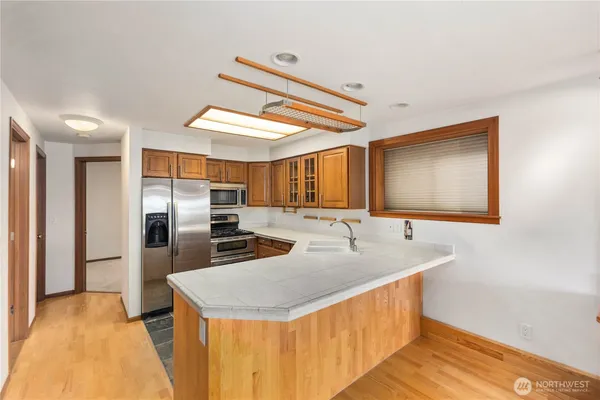 $670,000 | 1930 Grand Avenue, Unit 2, Everett, WA 98201