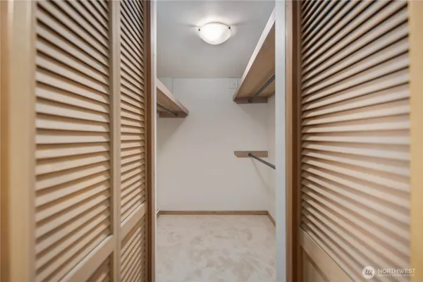 $670,000 | 1930 Grand Avenue, Unit 2, Everett, WA 98201