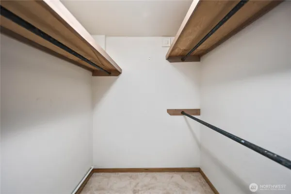 $670,000 | 1930 Grand Avenue, Unit 2, Everett, WA 98201