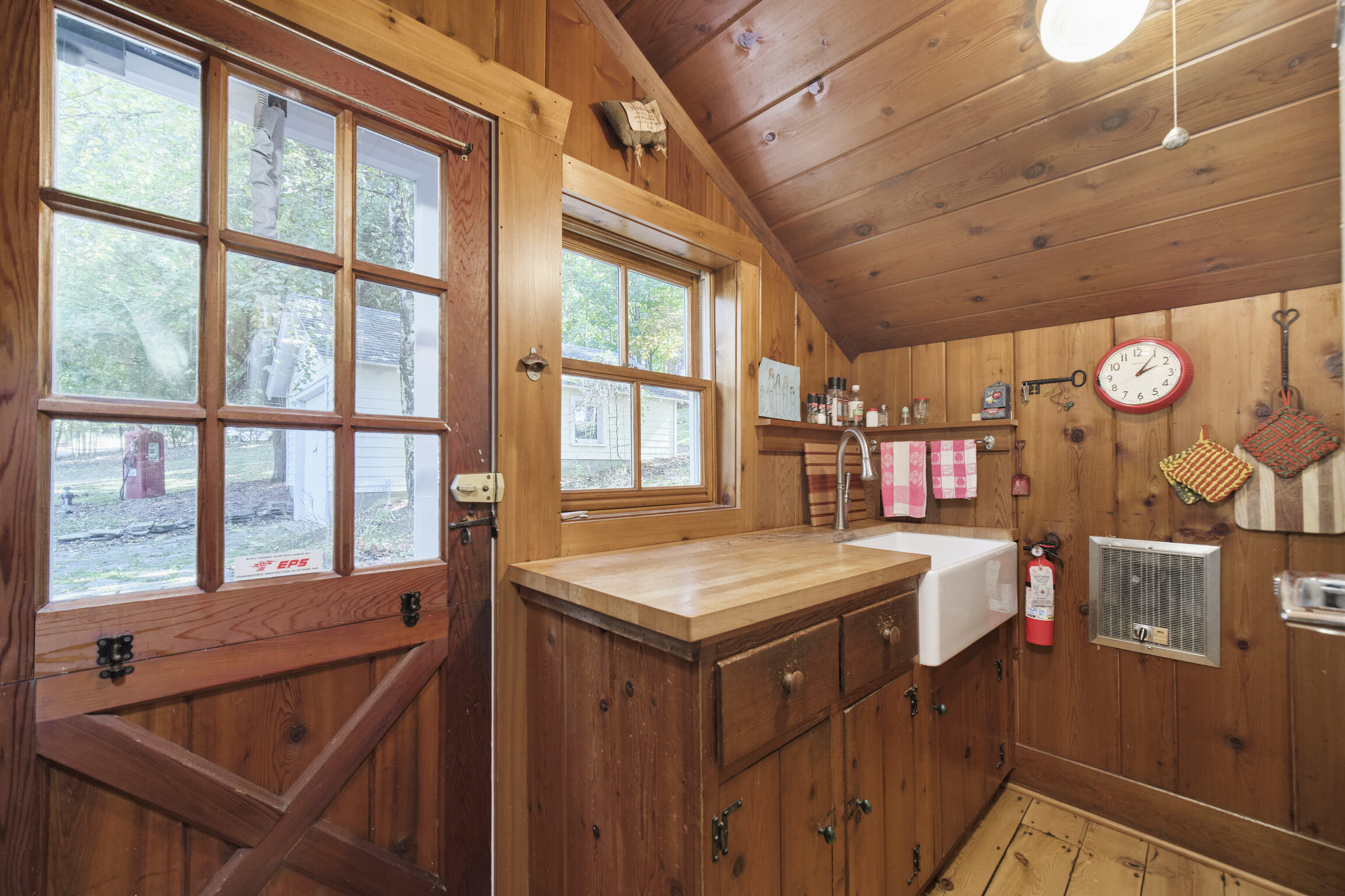 12838 Lakeview Road Bear Lake, MI 49614 - Photo 29 of 69 12838_Lakeview_Rd-71