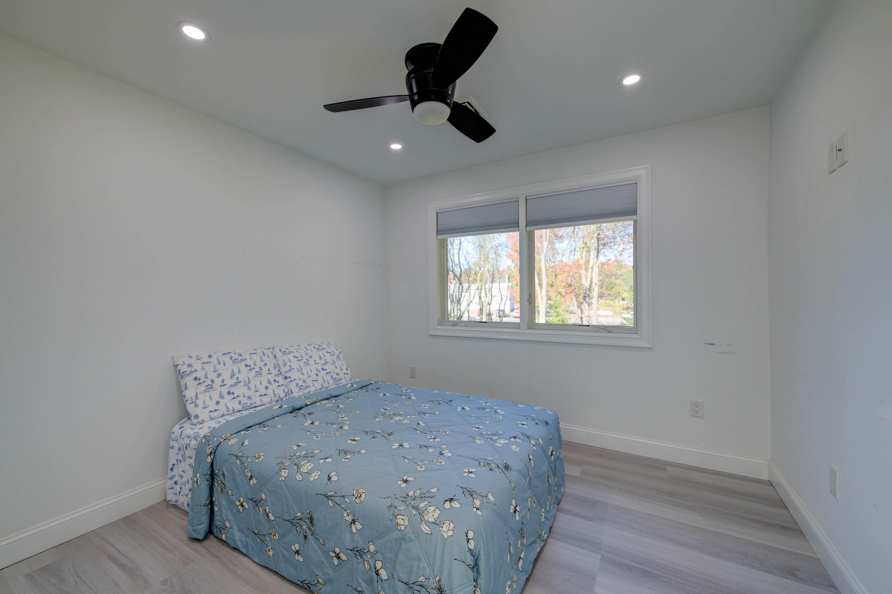 747 Portland Road Saco, ME 04072 - Photo 18 of 53 pic-32