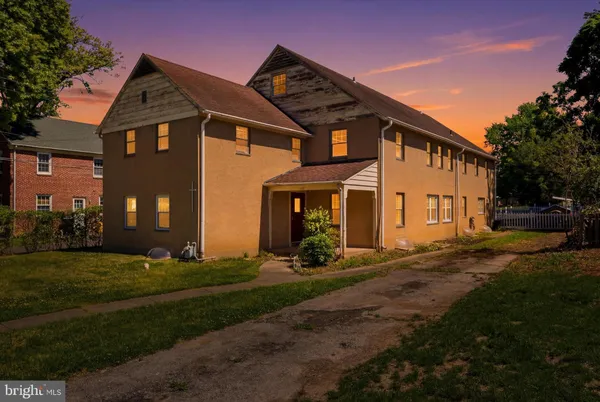 $500,000 | 207 Ulmer Avenue, Oreland, PA 19075