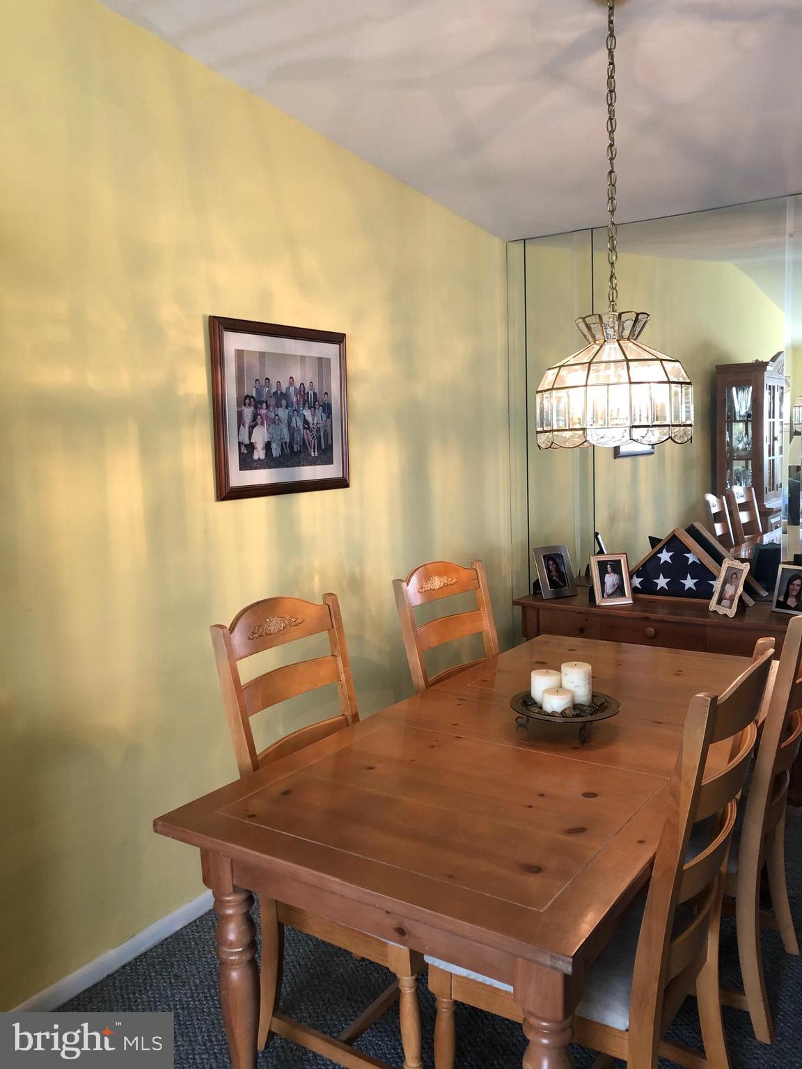 433 Densmore Road Philadelphia, PA 19116 - Photo 10 of 19 Dining Room