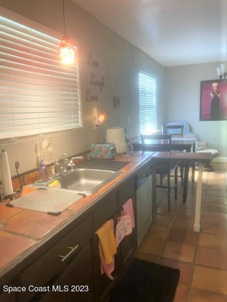 2450 Ski Lane Malabar, FL 32950 - Photo 14 of 23 Barn Kitchen