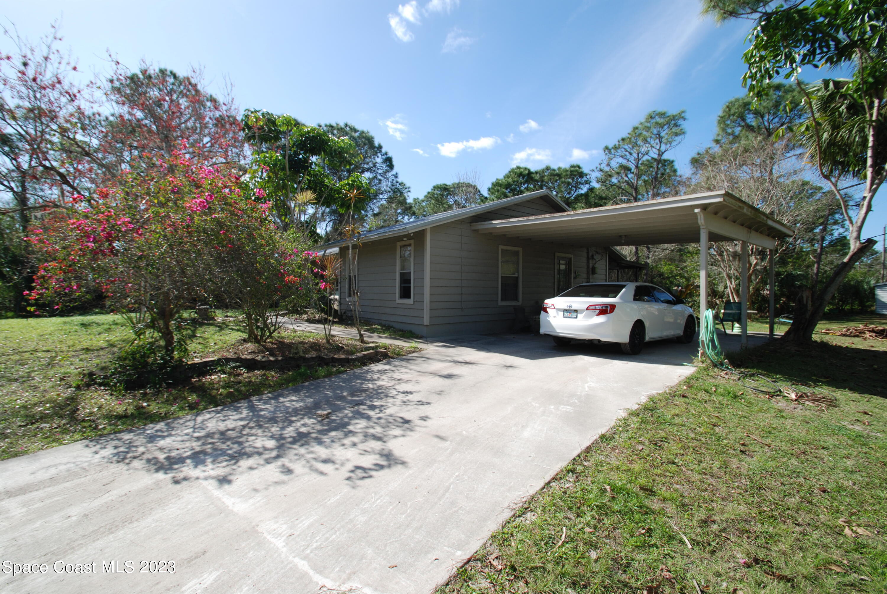 2450 Ski Lane Malabar, FL 32950 - Photo 2 of 23 Front View 2