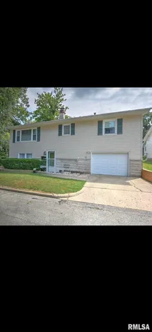 $156,000 | 1202 Florida Avenue, Decatur, IL 62521