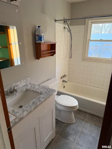 $156,000 | 1202 Florida Avenue, Decatur, IL 62521