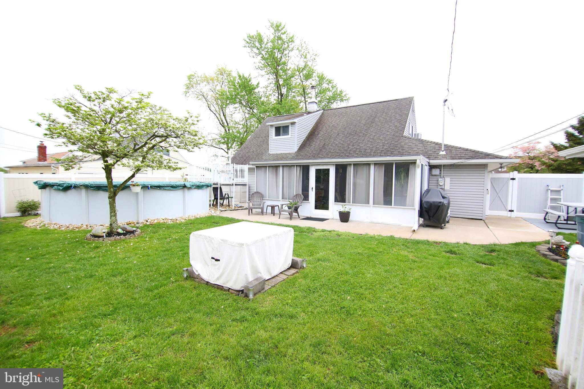 42 Hemlock Road Levittown, PA 19056 - Photo 29 of 33 Gallery Image 29