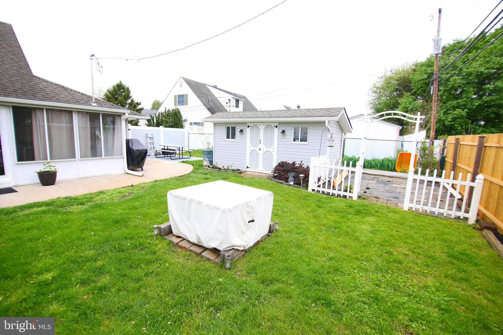 42 Hemlock Road Levittown, PA 19056 - Photo 30 of 33 Gallery Image 30