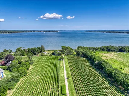 $13,000,000 | 59600 Main Road, Southold, NY 11971