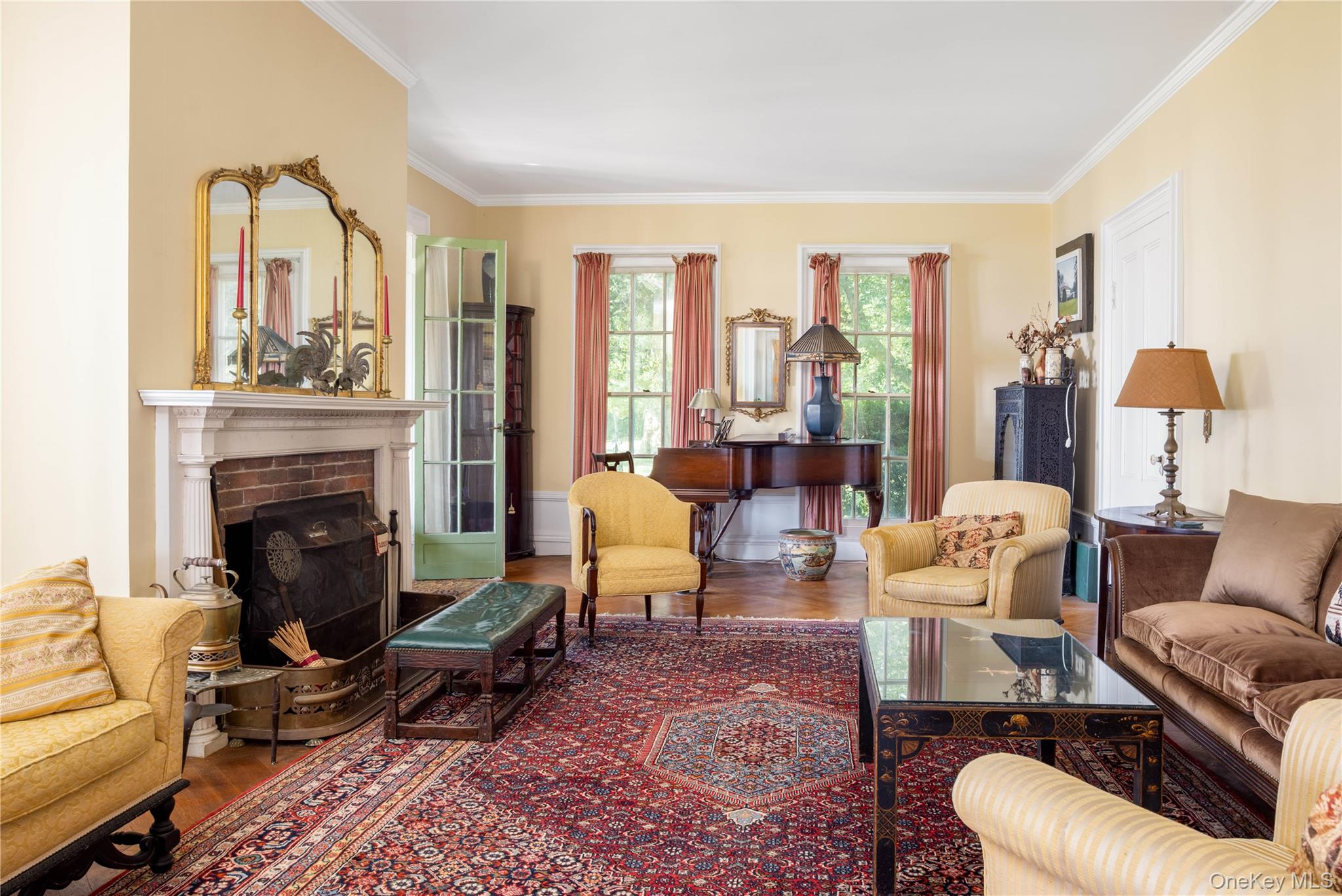 59600 Main Road Southold, NY 11971 - Photo 8 of 18