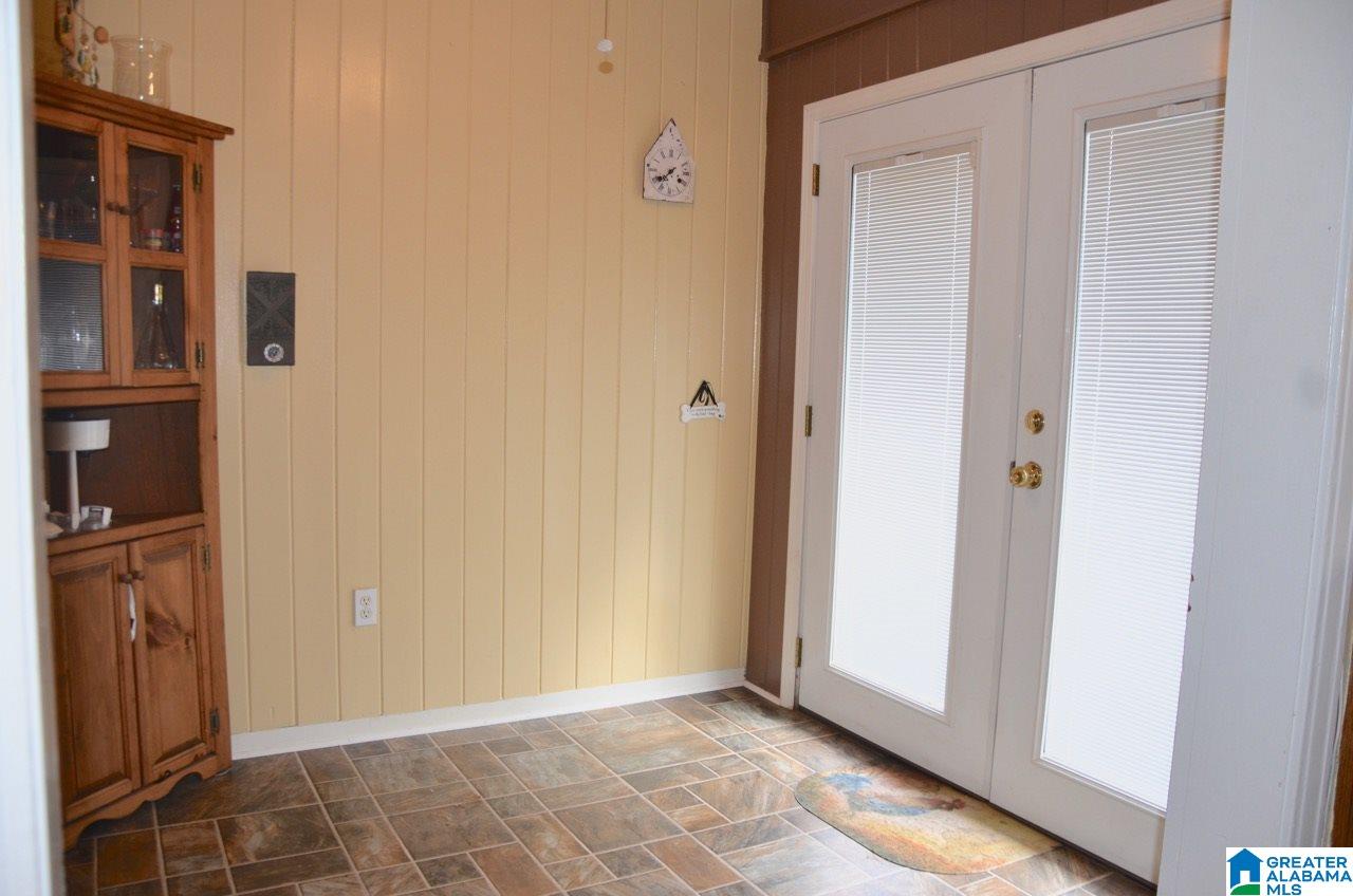 1511 29th Avenue Bessemer, AL 35023 - Photo 3 of 30