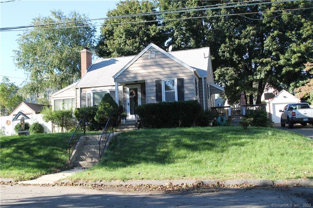 110 Creston Road Stratford, CT 06614 - Photo 1 of 1 Gallery Image 1