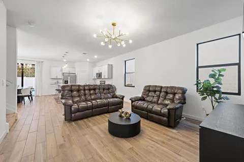 $925,000 | 18452 Glenstone Street, Jupiter, FL 33458