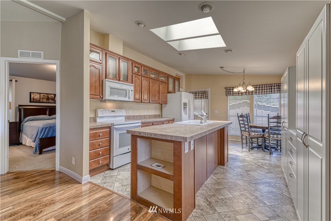 3160 Banner Road Southeast Port Orchard, WA 98366 - Photo 12 of 32 Gallery Image 12