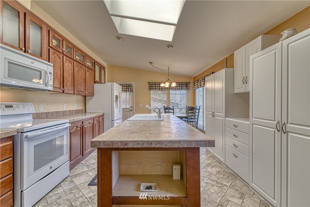 3160 Banner Road Southeast Port Orchard, WA 98366 - Photo 13 of 32 Gallery Image 13