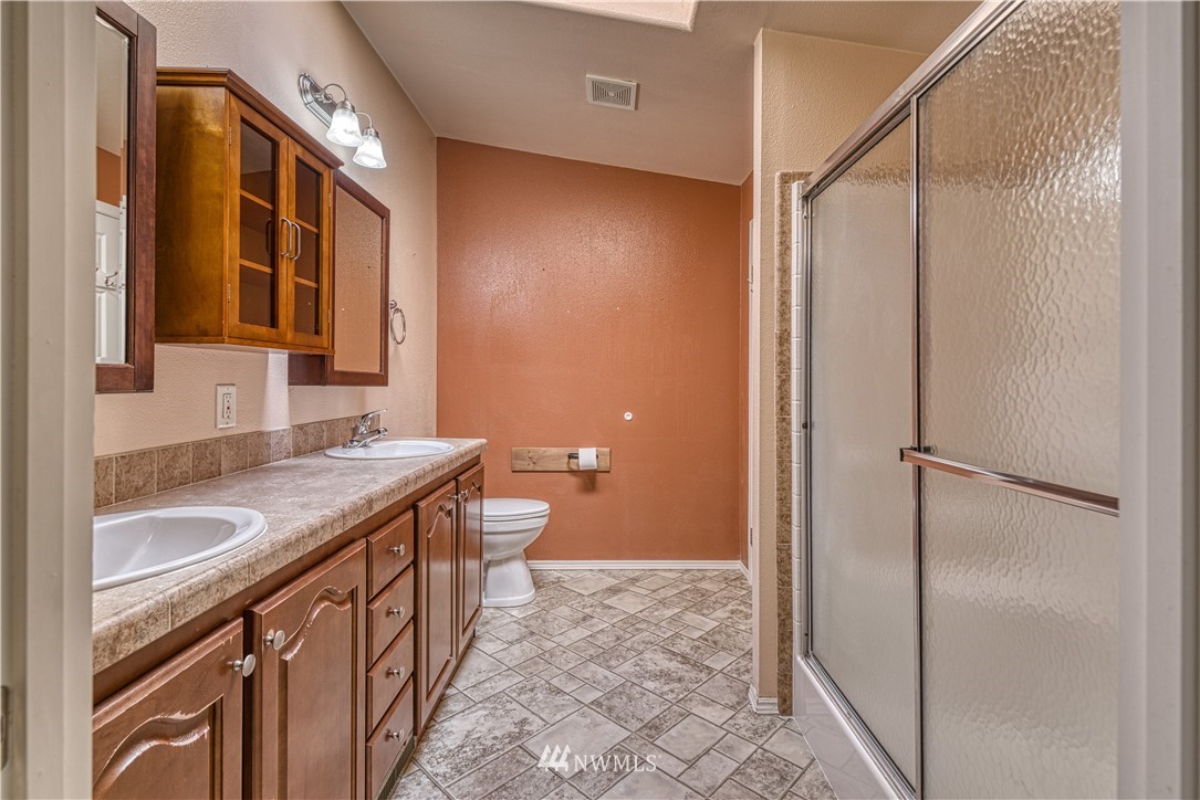 3160 Banner Road Southeast Port Orchard, WA 98366 - Photo 22 of 32 Gallery Image 22