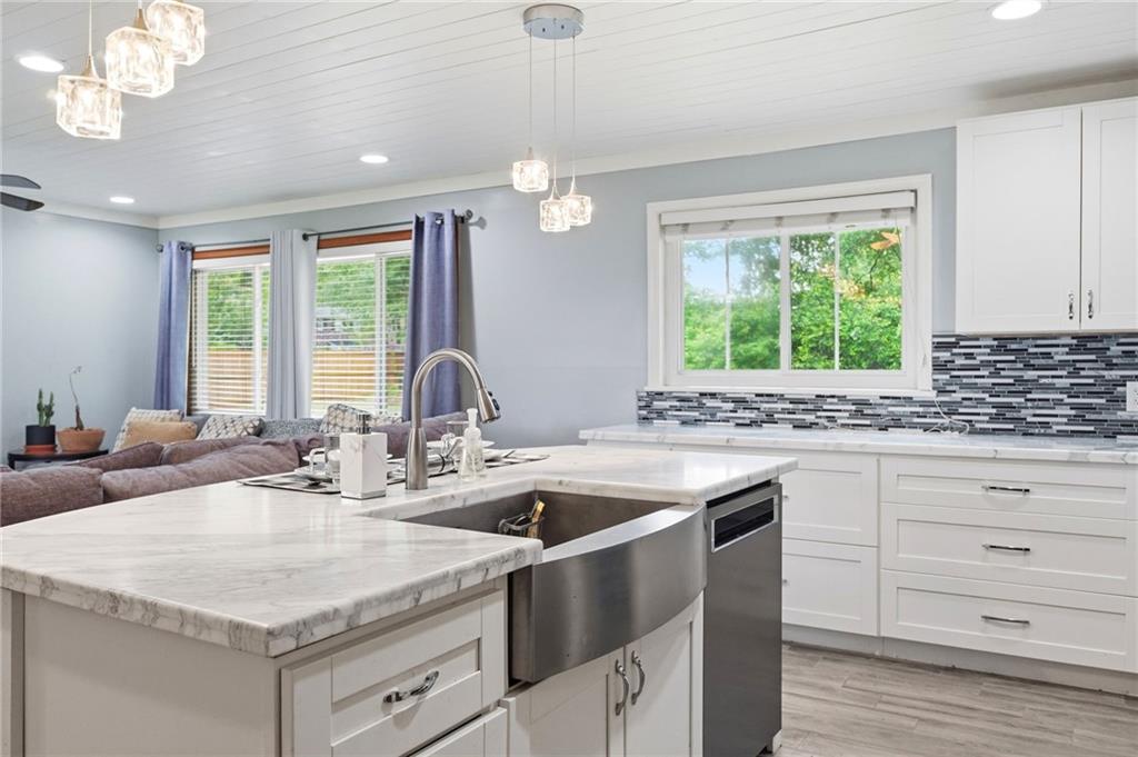1808 Sandy Plains Road Marietta, GA 30066 - Photo 6 of 32