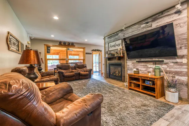 $580,900 | 11106 Atylade Court Northeast, Bemidji, MN 56601