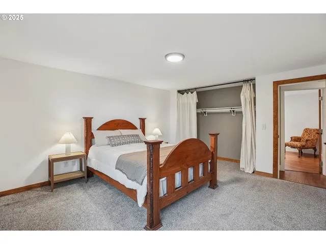 $1,149,999 | 13300 Northeast Whitlow Lane, Newberg, OR 97132