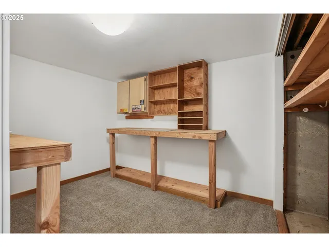 $1,149,999 | 13300 Northeast Whitlow Lane, Newberg, OR 97132