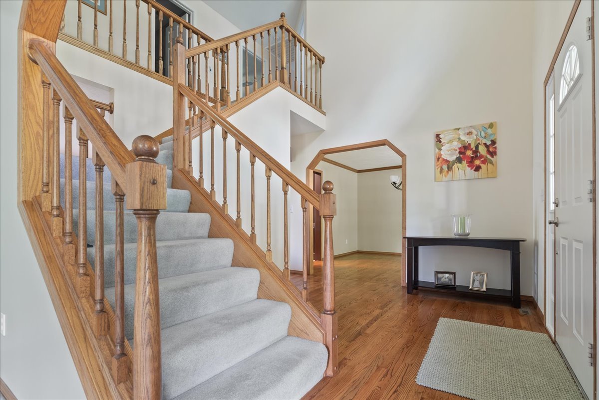 6 Candle Ridge Road Towanda, IL 61776 - Photo 3 of 55 Gallery Image 3