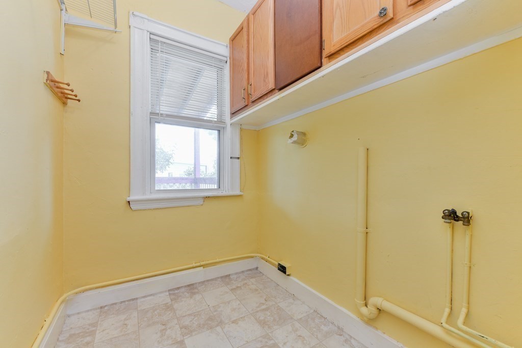 86 Whitfield Street Boston, MA 02124 - Photo 13 of 27