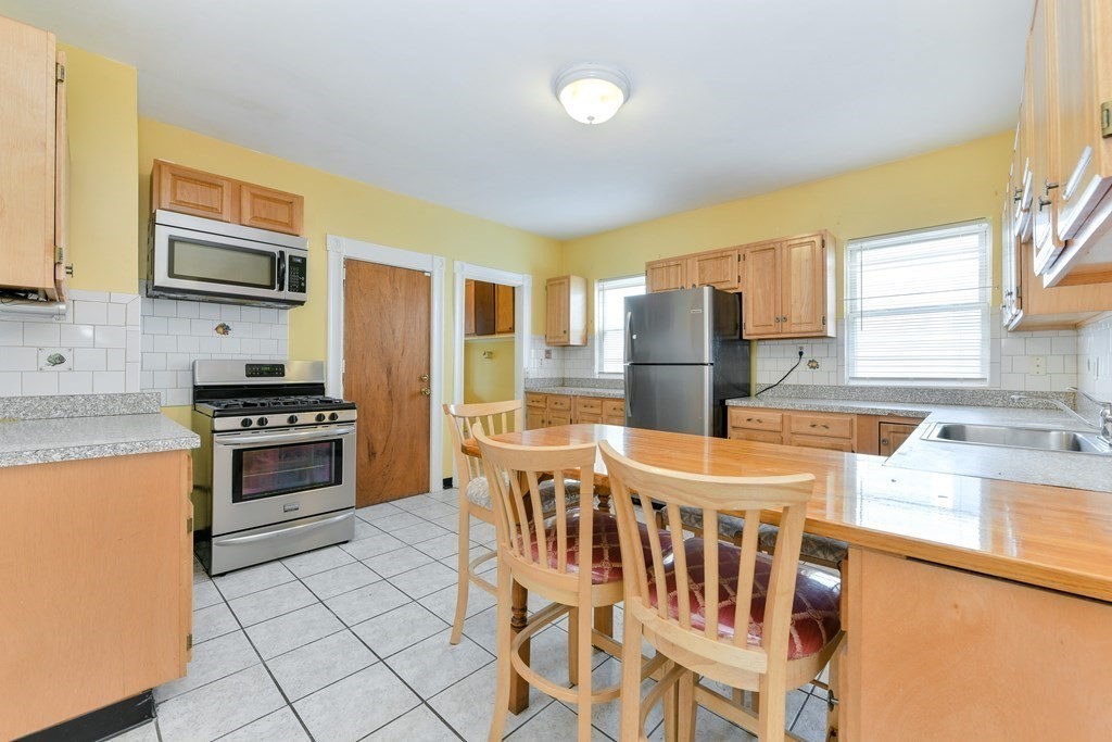 86 Whitfield Street Boston, MA 02124 - Photo 15 of 27