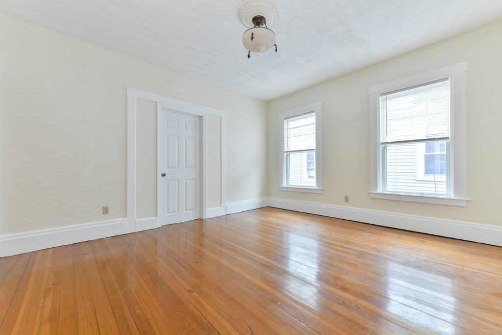 86 Whitfield Street Boston, MA 02124 - Photo 19 of 27