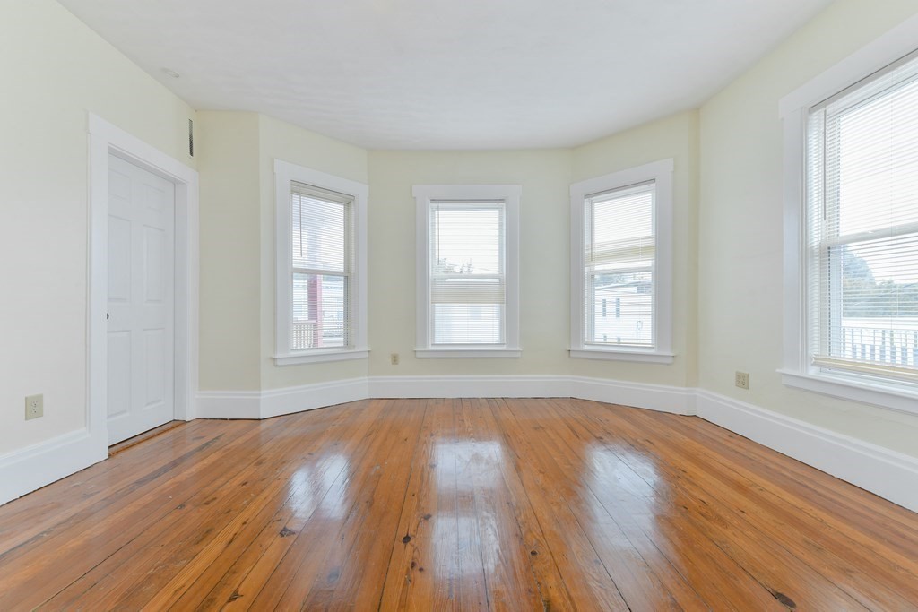 86 Whitfield Street Boston, MA 02124 - Photo 20 of 27