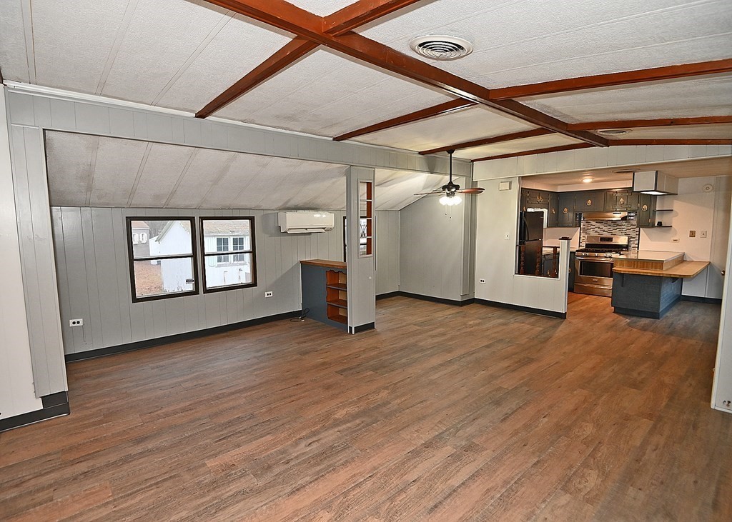 55 Longboat Road West Wareham, MA 02576 - Photo 7 of 18 Gallery Image 7