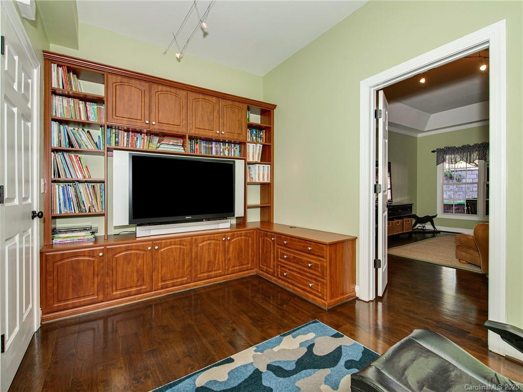 100 Sardis Pointe Road Matthews, NC 28105 - Photo 26 of 38 Gallery Image 26