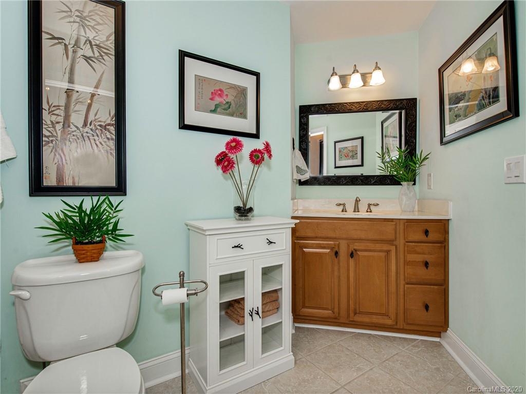 100 Sardis Pointe Road Matthews, NC 28105 - Photo 29 of 38 Gallery Image 29