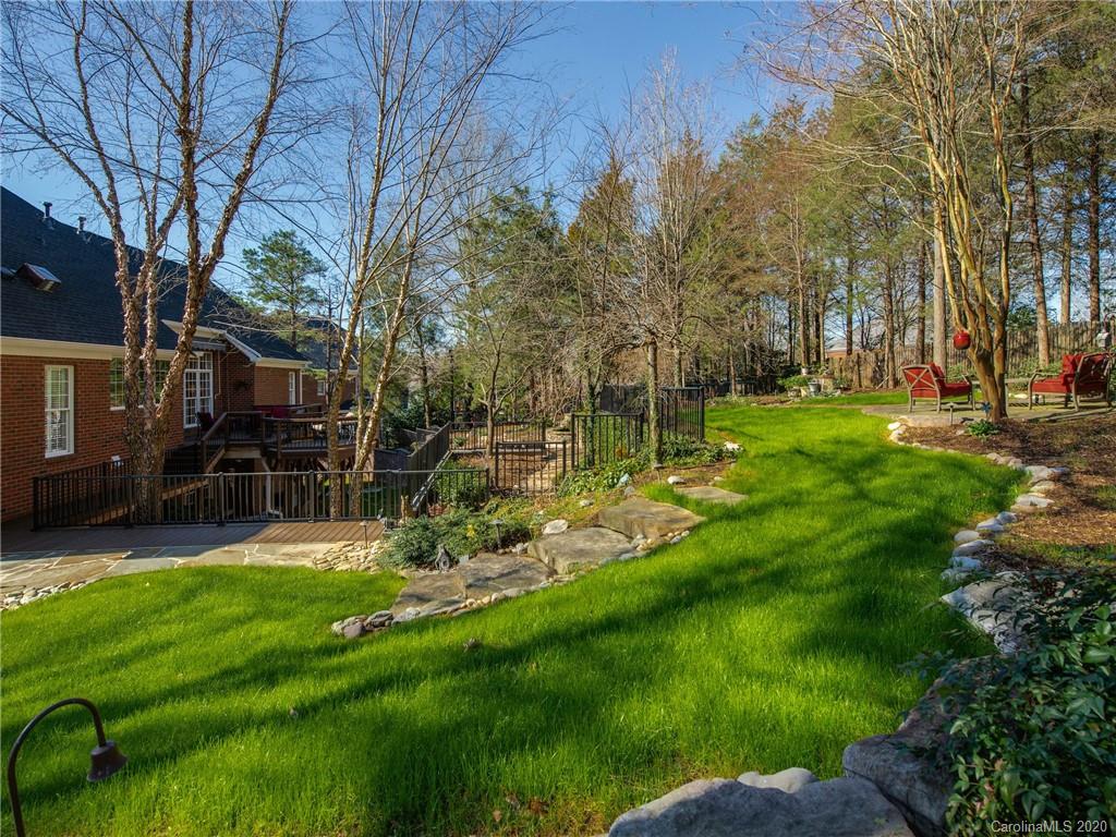 100 Sardis Pointe Road Matthews, NC 28105 - Photo 34 of 38 Gallery Image 34
