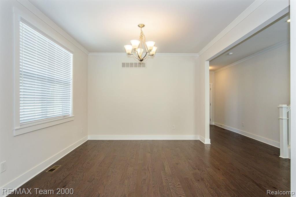 50625 Rockingham Drive Canton, MI 48188 - Photo 6 of 30