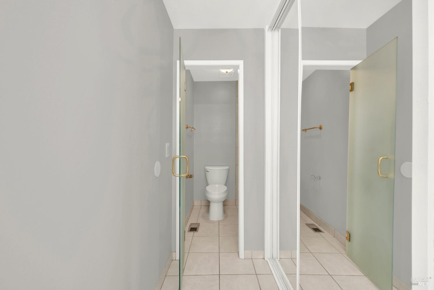 1270 Willow Lake Road Discovery Bay, CA 94505 - Photo 28 of 29 a bathroom with white walls